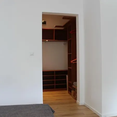 Apartment Light And Modern Top Floor *